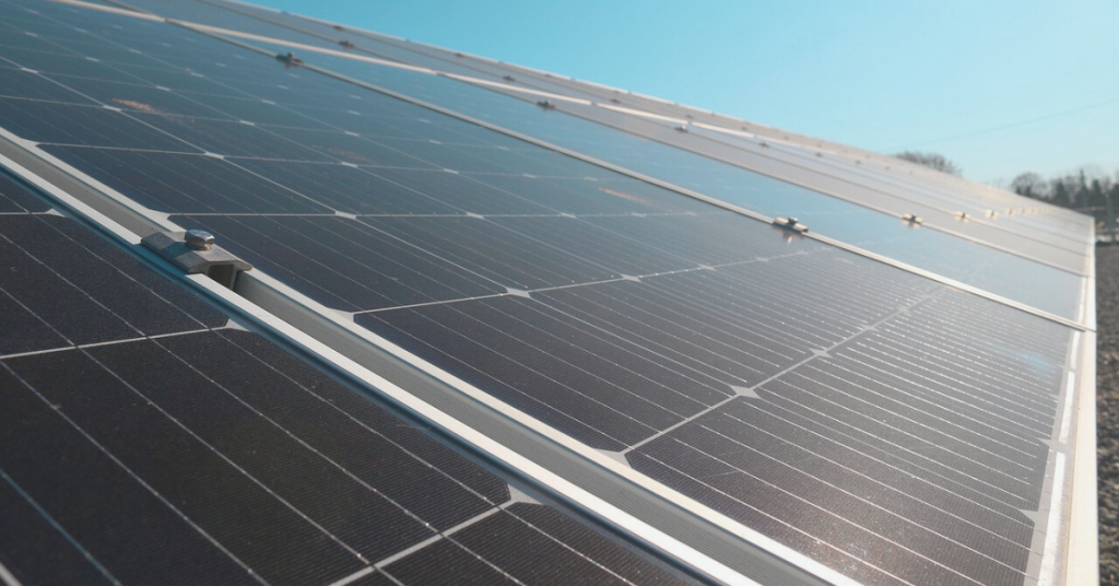 dimensiones de un panel solar fotovoltaico